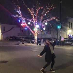 Meet your Posher, Veronica